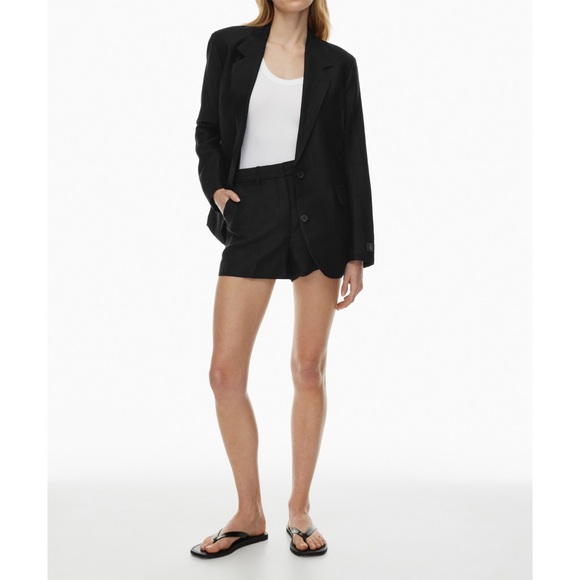 Babaton Agency Linen Mini Short in black, size 0 - Picture 4 of 9